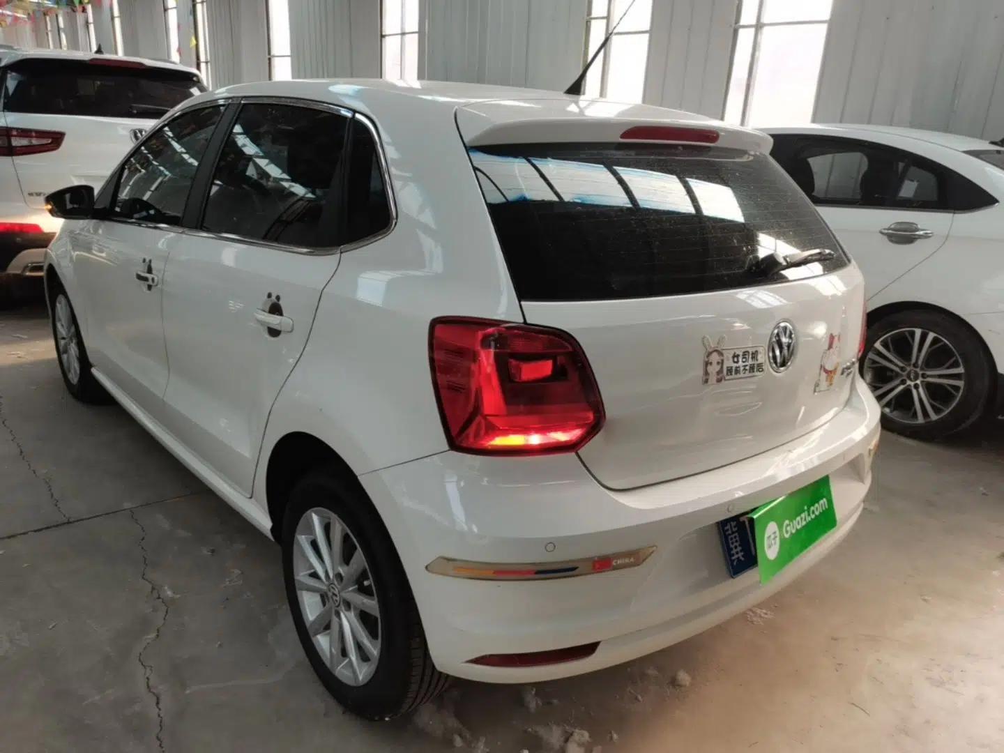 Volkswagen Polo 2018 1.5L Automatic Enjoyment Model — миниатюра 4