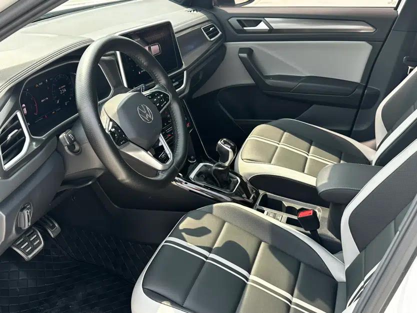Volkswagen T-ROC 2024 300TSI DSG Two-Wheel-Drive Chen Guang Edition — миниатюра 29