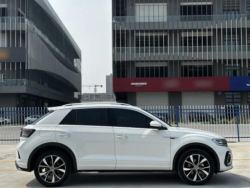 Volkswagen T-ROC 2024 300TSI DSG Two-Wheel-Drive Chen Guang Edition — миниатюра 8