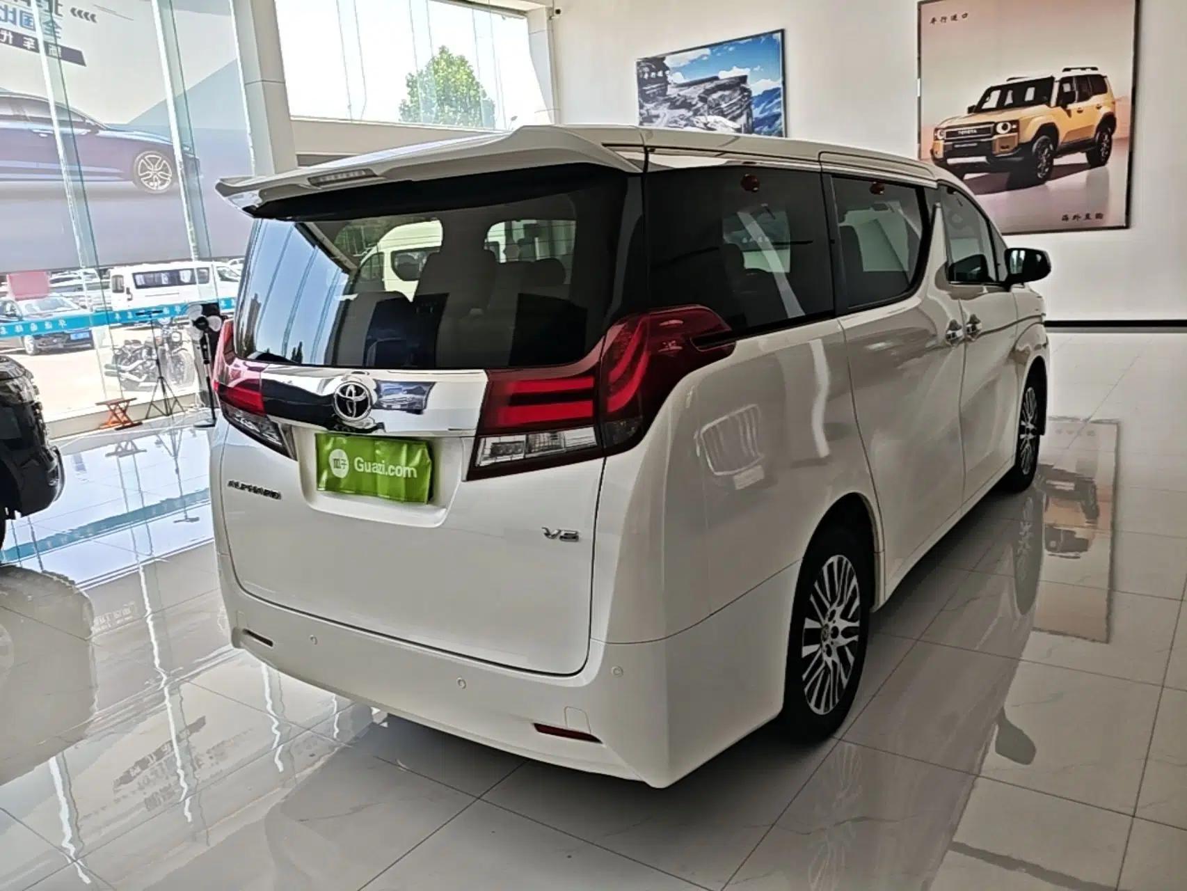 Toyota Alphard 2015 3.5L Luxury Edition — миниатюра 6