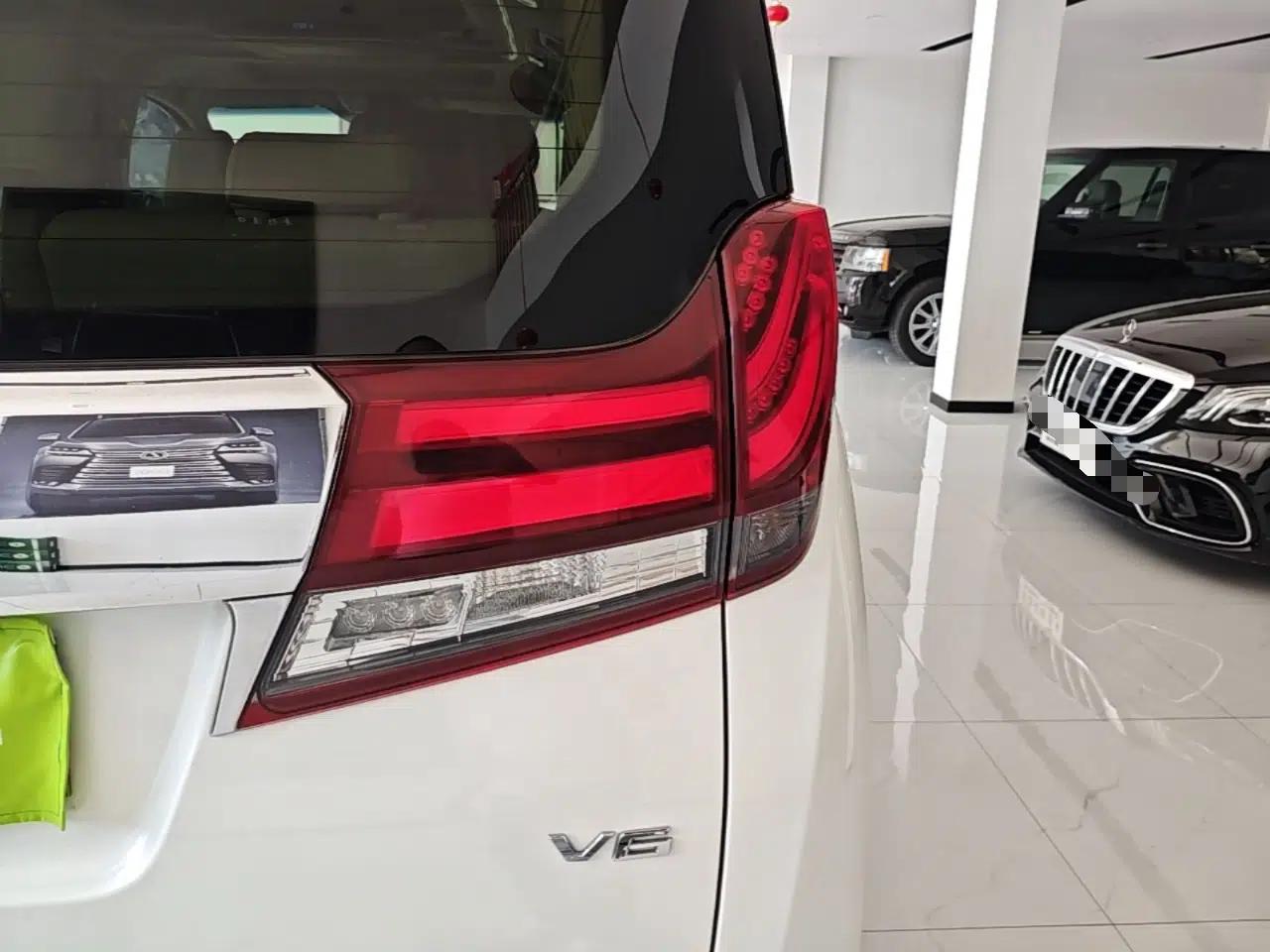 Toyota Alphard 2015 3.5L Luxury Edition — миниатюра 7