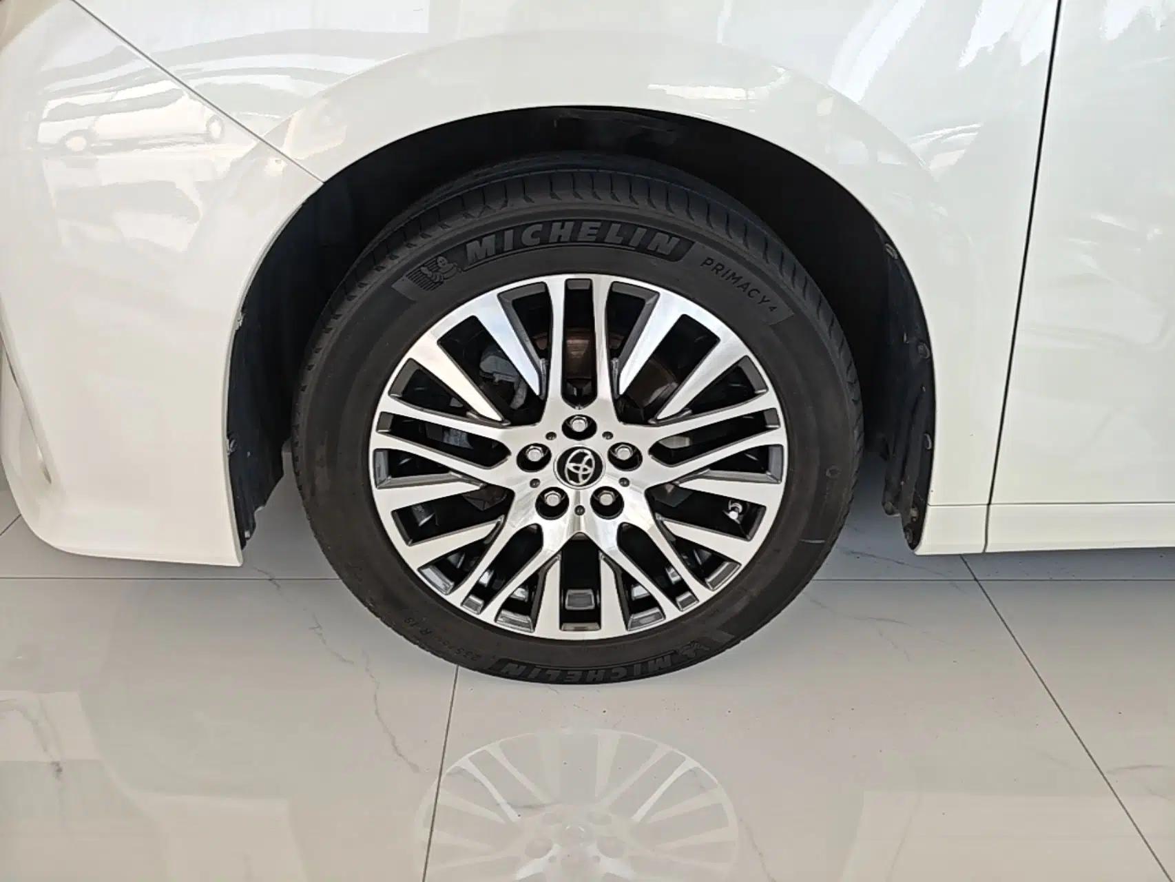 Toyota Alphard 2015 3.5L Luxury Edition — миниатюра 8