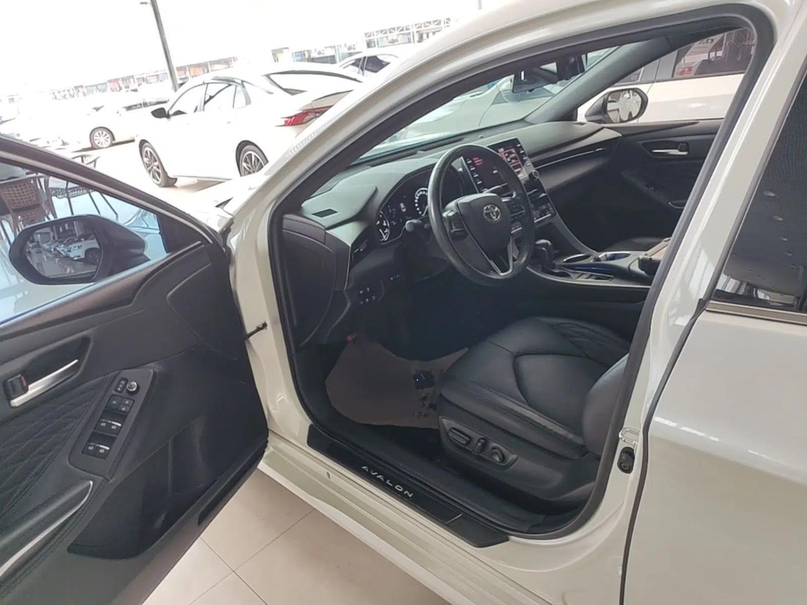 Toyota Avalon 2019 2.5L Touring Premium Version China VI Standard — миниатюра 19
