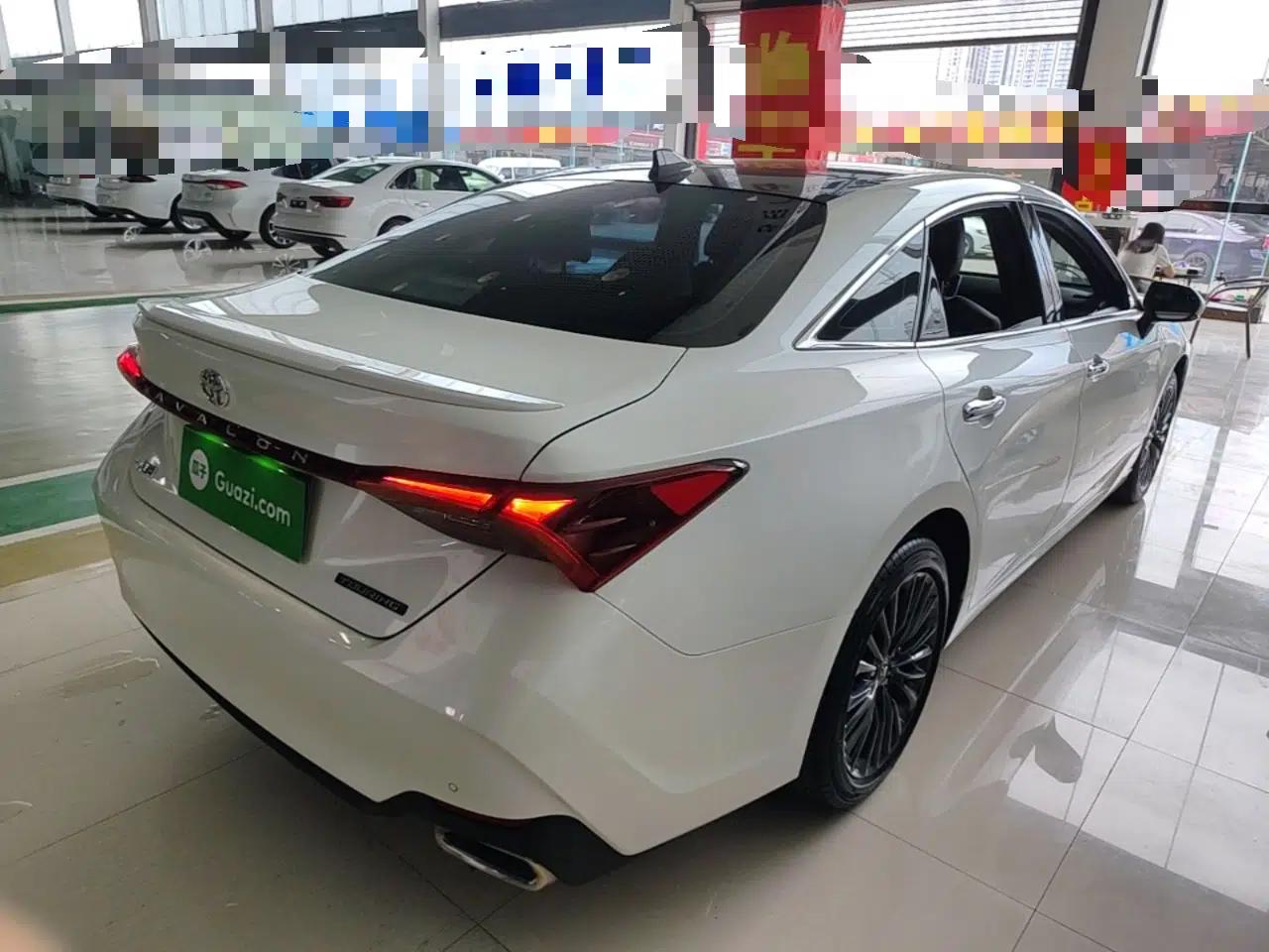 Toyota Avalon 2019 2.5L Touring Premium Version China VI Standard — миниатюра 6