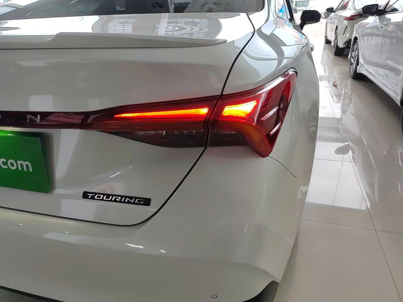 Toyota Avalon 2019 2.5L Touring Premium Version China VI Standard — миниатюра 7
