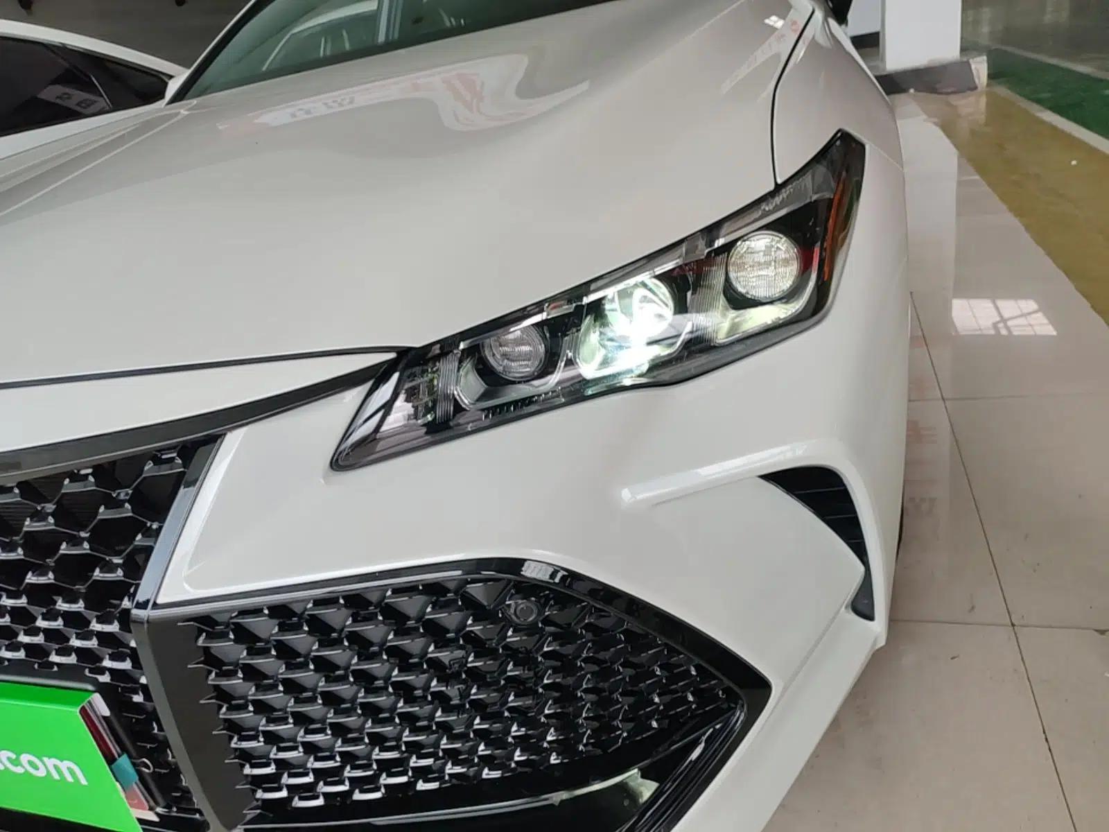Toyota Avalon 2019 2.5L Touring Premium Version China VI Standard — миниатюра 9