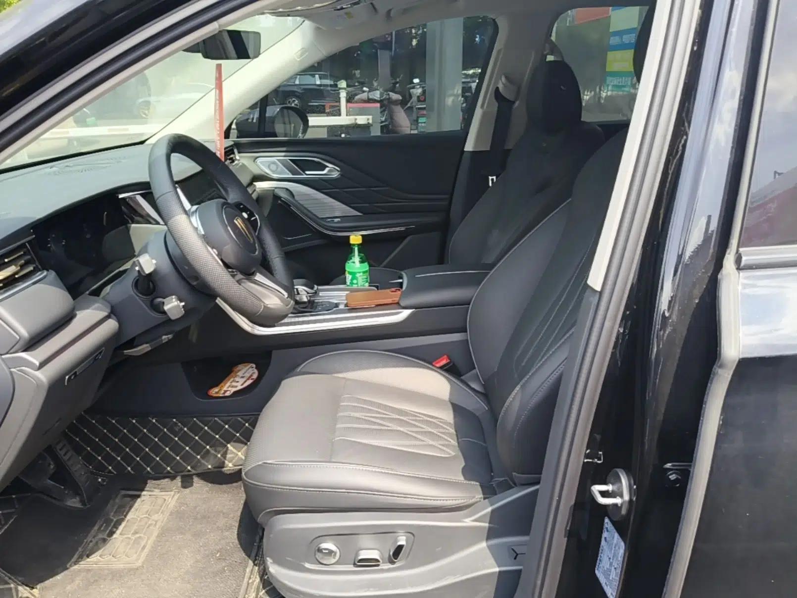 Hongqi HS7 PHEV 2024 2.0T PHEV Four-Wheel Drive Flagship Edition 6 Seats — миниатюра 18