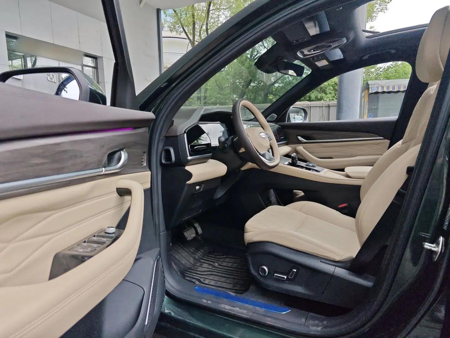 Geely Auto Monjaro L 2025 Dongfang Yao 2.0TD Automatic All-Wheel-Drive Wangyue Edition — миниатюра 14