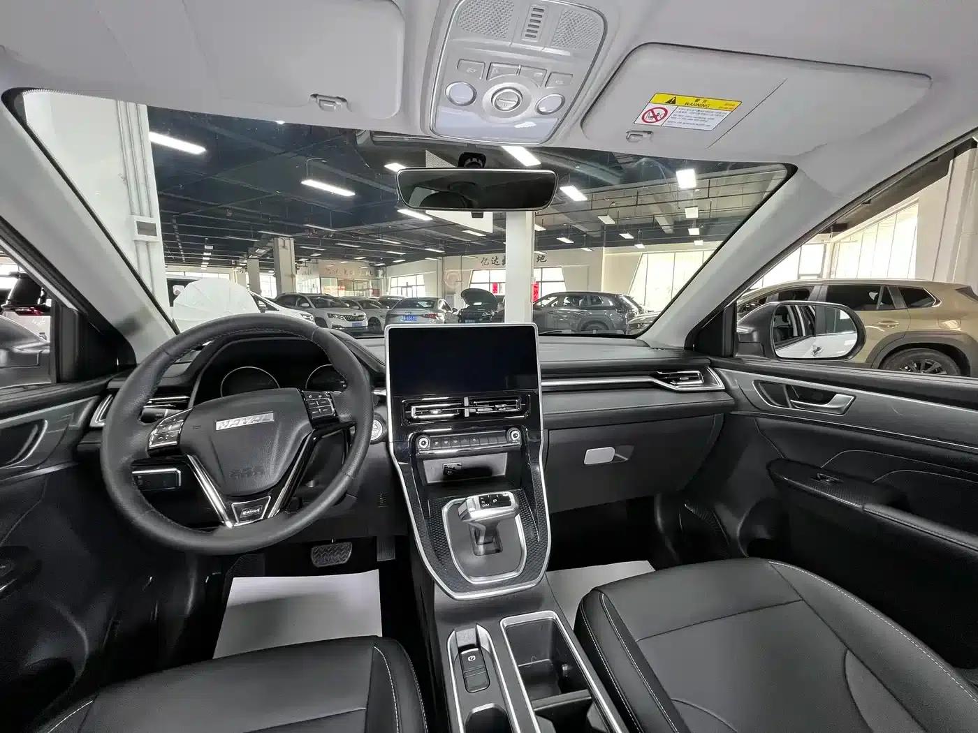 Haval M6 2021 PLUS 1.5T DCT Luxury Intelligent Connectivity Edition — миниатюра 8