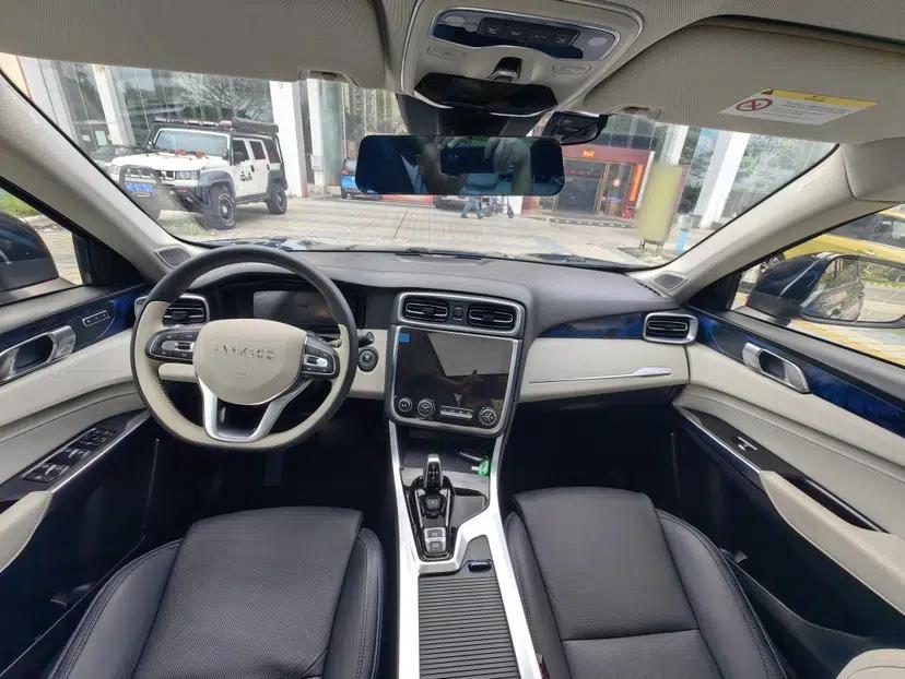 Lynk & Co 01 2019 2.0T Two-Wheel Drive Zhaopu Version China VI Standard — миниатюра 7