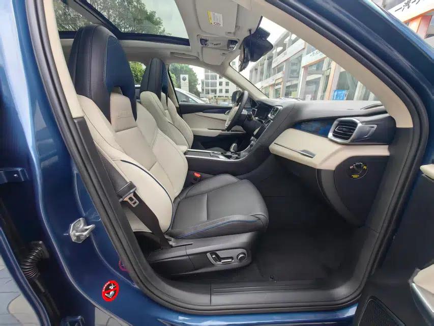 Lynk & Co 01 2019 2.0T Two-Wheel Drive Zhaopu Version China VI Standard — миниатюра 10