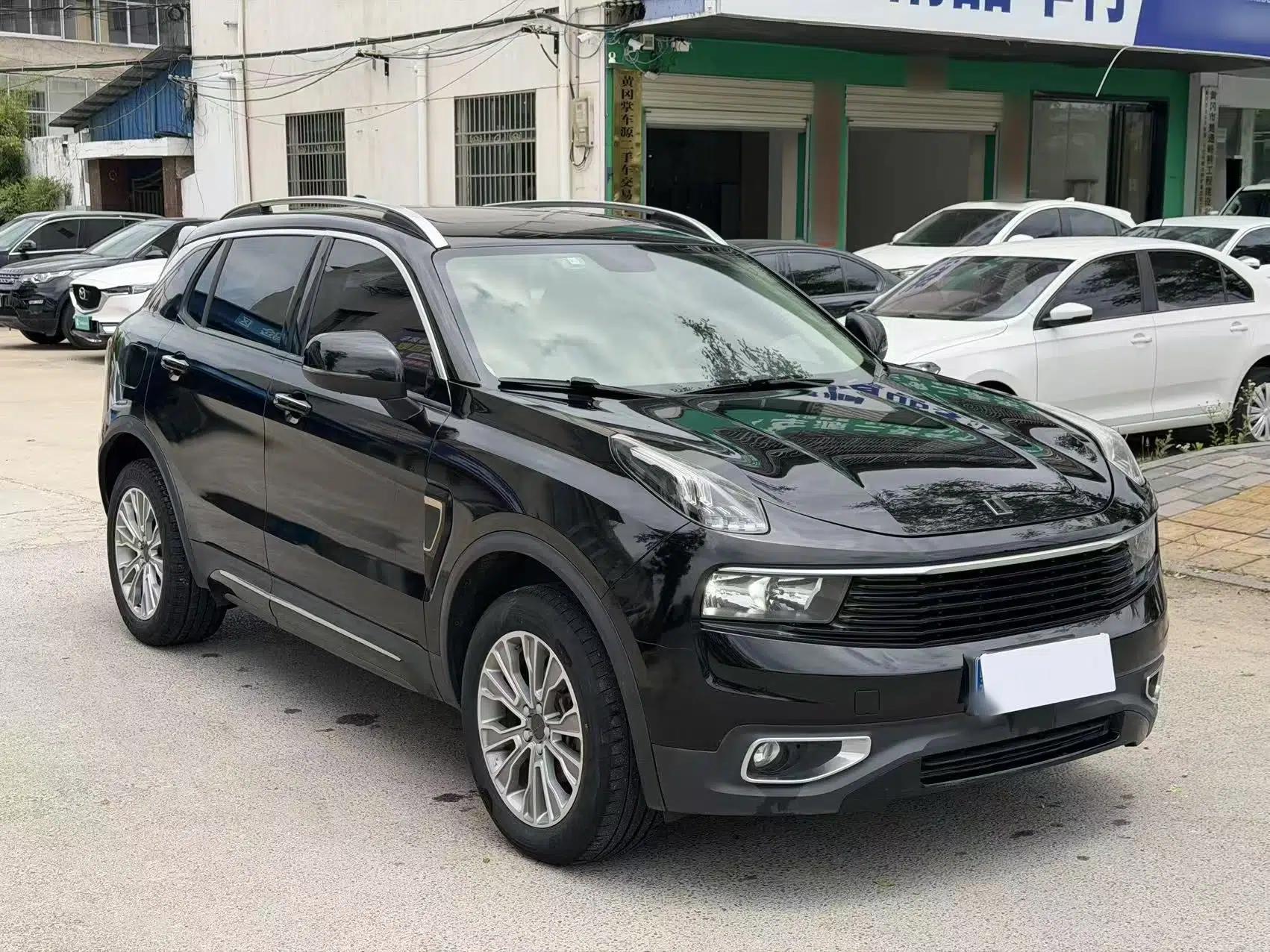 Lynk & Co 01 2017 2.0T Two-Wheel-Drive Version — миниатюра 5