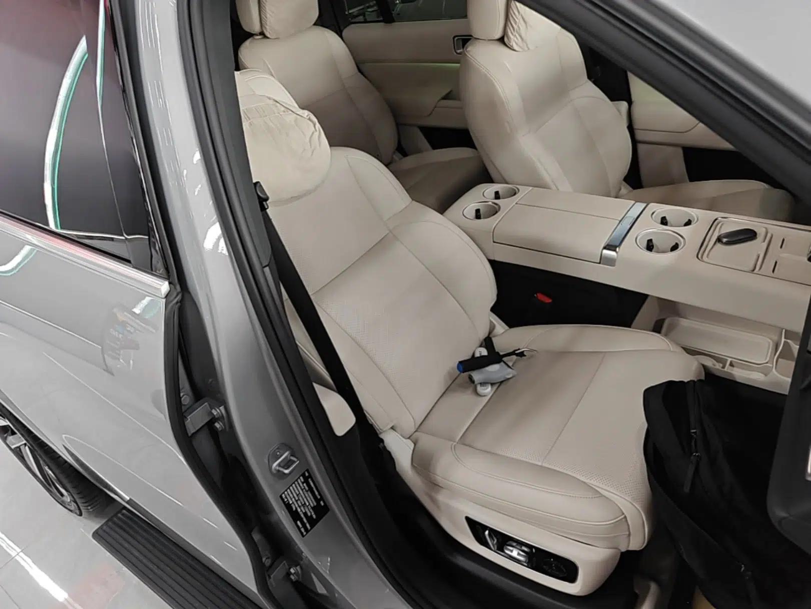 Li Auto L9 2024 Ultra Model — миниатюра 23