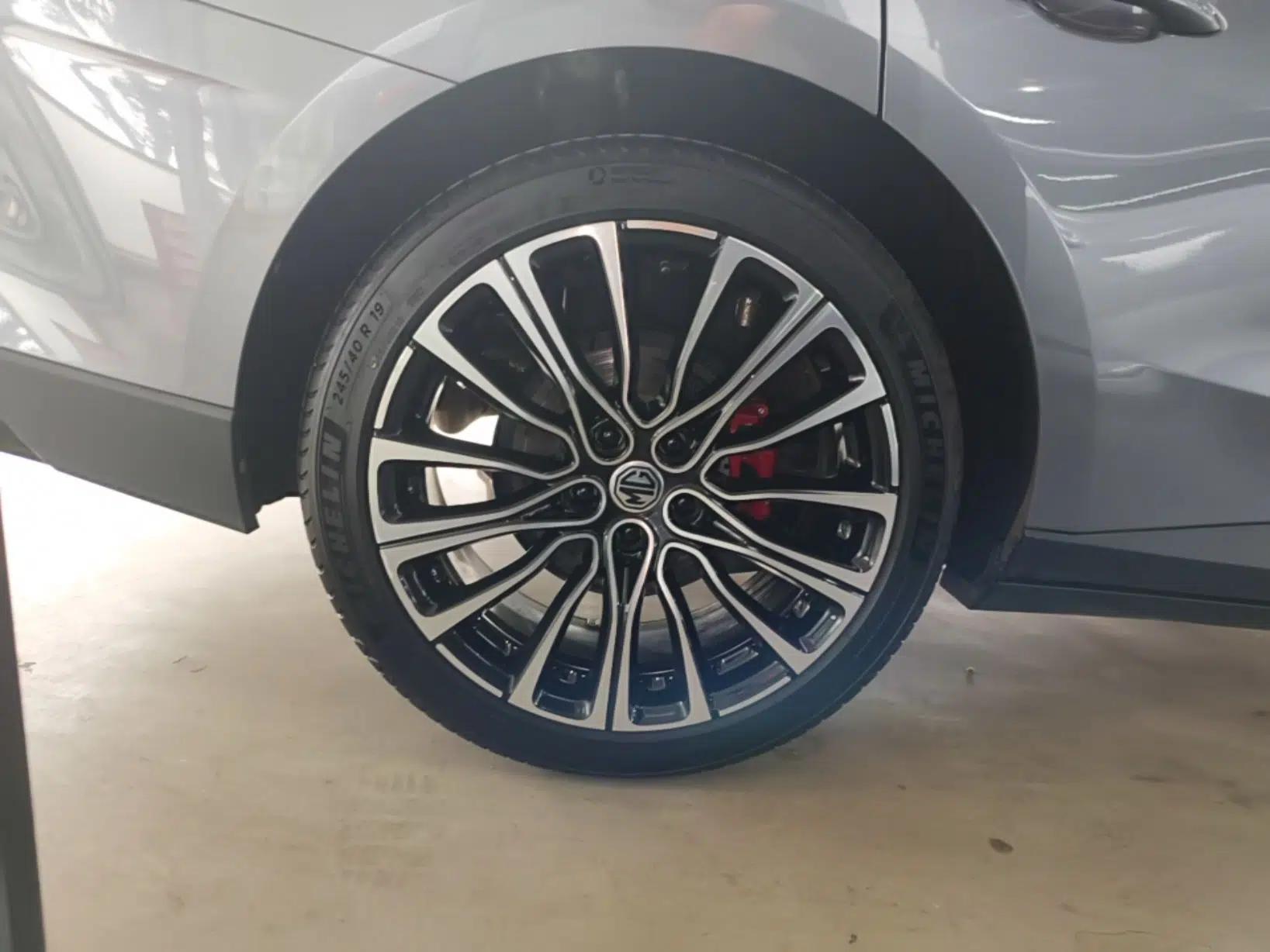 MG 7 2023 2.0T Automatic Hunter Luxury Edition — миниатюра 10