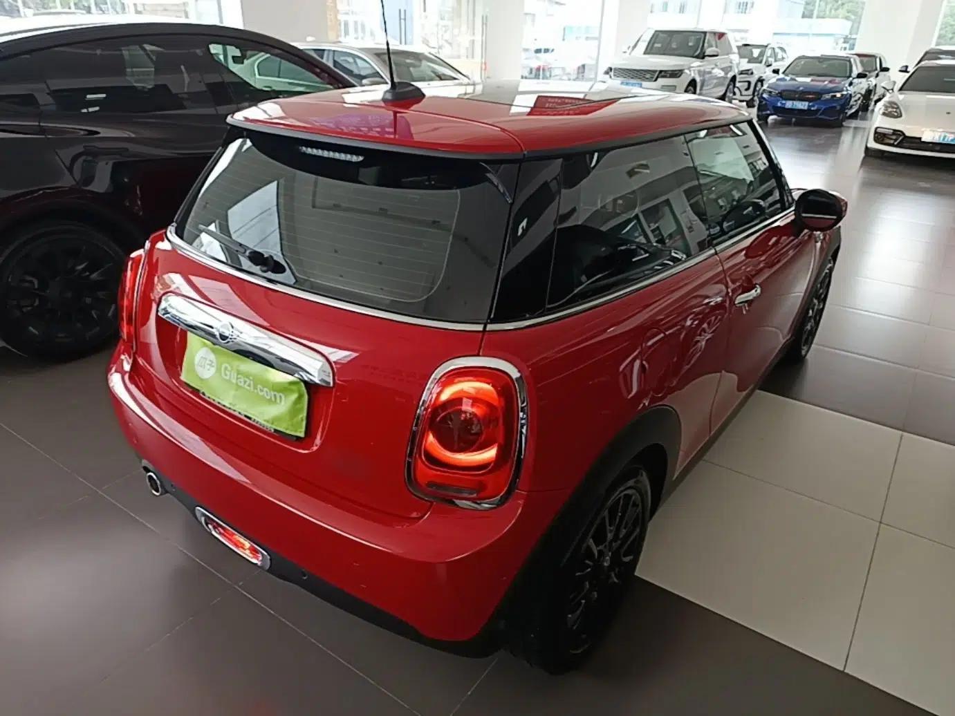 MINI 2019 1.5T ONE PLUS — миниатюра 6
