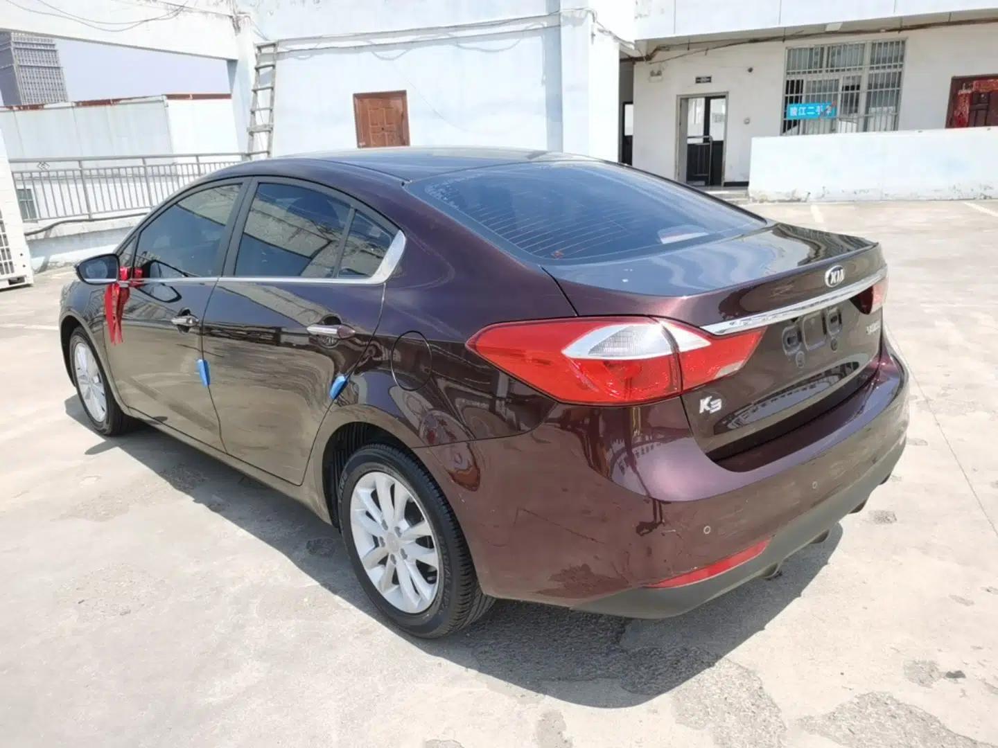 Kia K3 2016 1.6L Automatic GLS — миниатюра 4