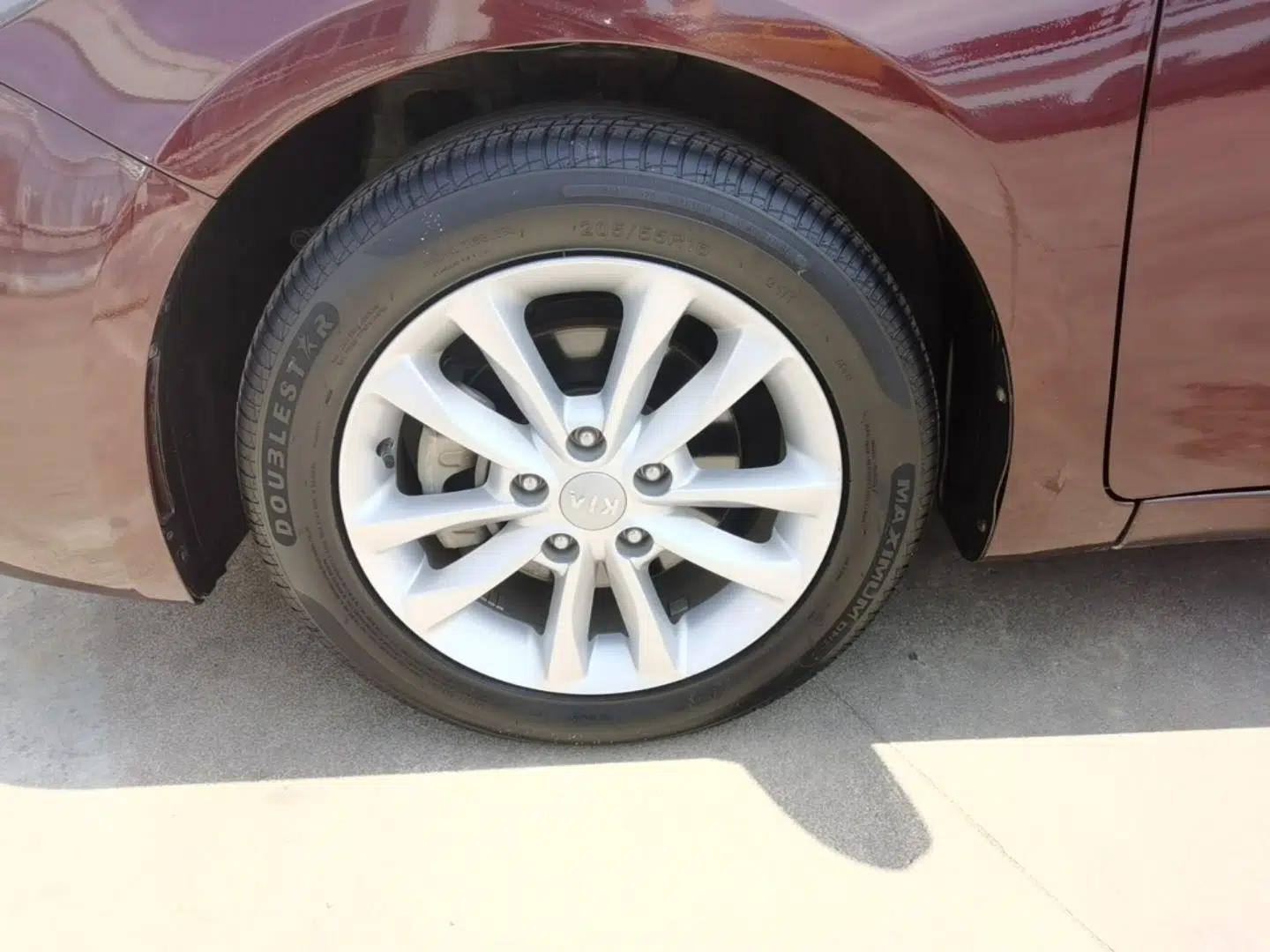 Kia K3 2016 1.6L Automatic GLS — миниатюра 8