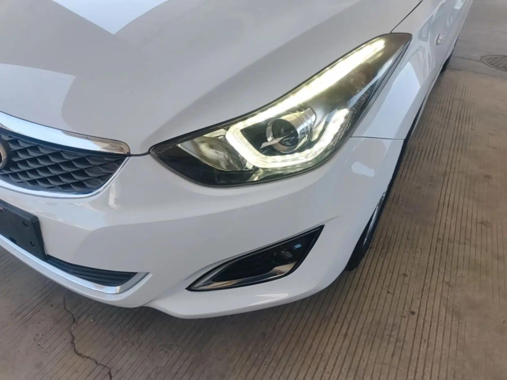 Hyundai Elantra (5th Generation / Langdong) 2016 1.6L Automatic Smart Version — миниатюра 5