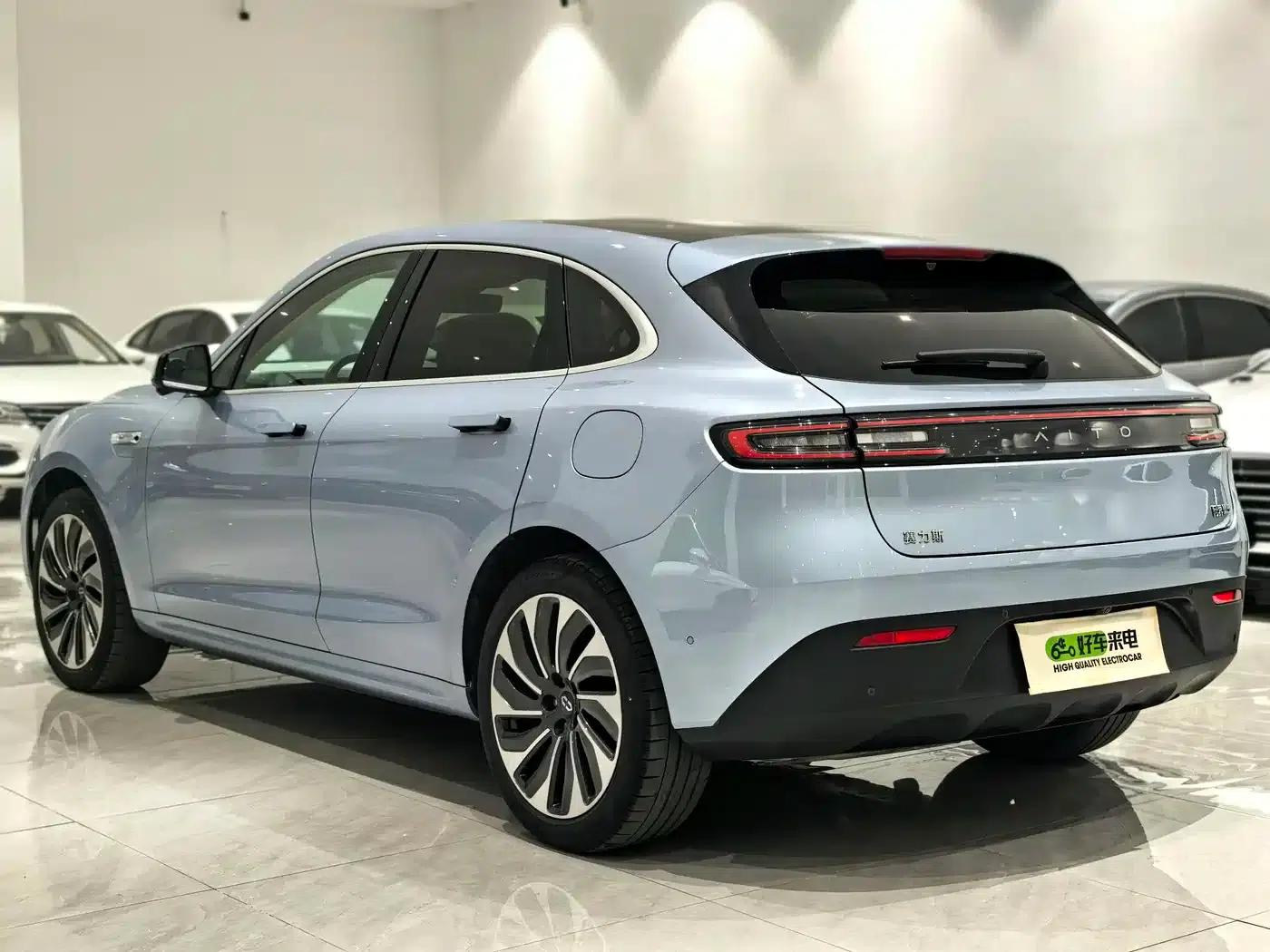 Wenjie M5 2023 Extended Range 4WD Intelligent Driving Edition — миниатюра 6