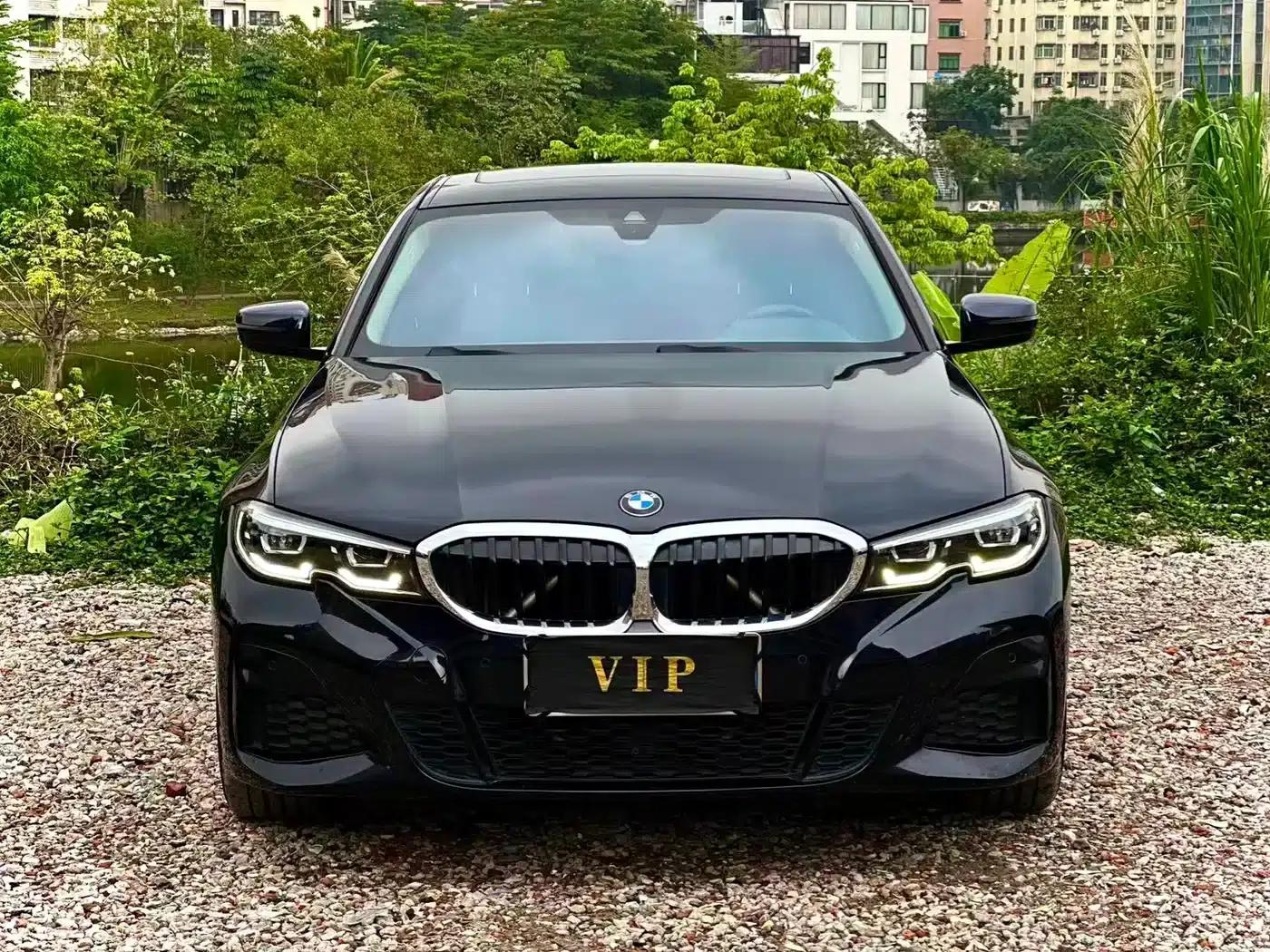 2022 BMW 3 Series Facelift 325i M Sport Package — миниатюра 1