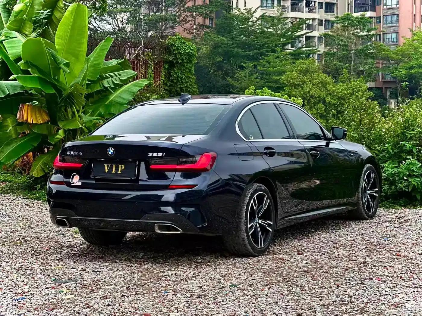 2022 BMW 3 Series Facelift 325i M Sport Package — миниатюра 5