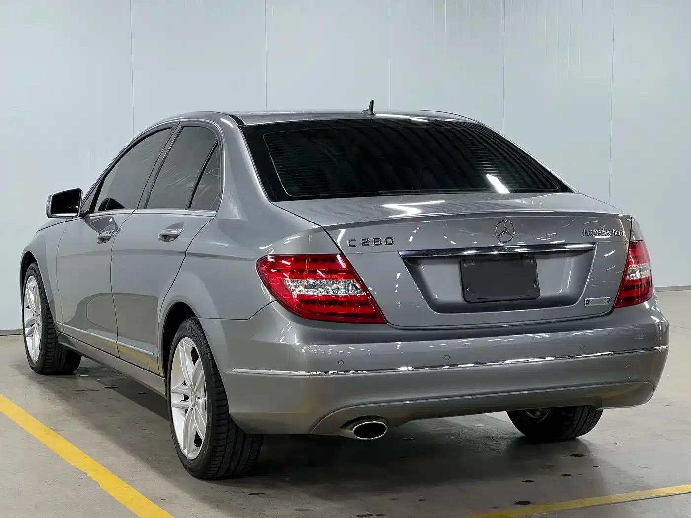 Mercedes-Benz C-Class 2013 C 260 CGI Fashion Model — миниатюра 6