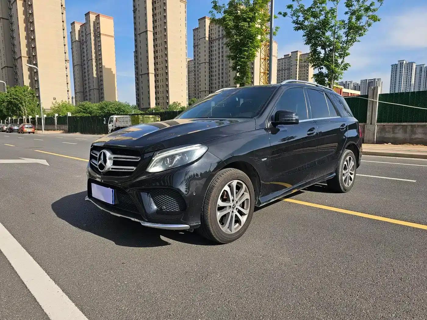 Imported Mercedes-Benz GLE 2018 GLE 320 4MATIC Dynamic Limited Edition — миниатюра 1