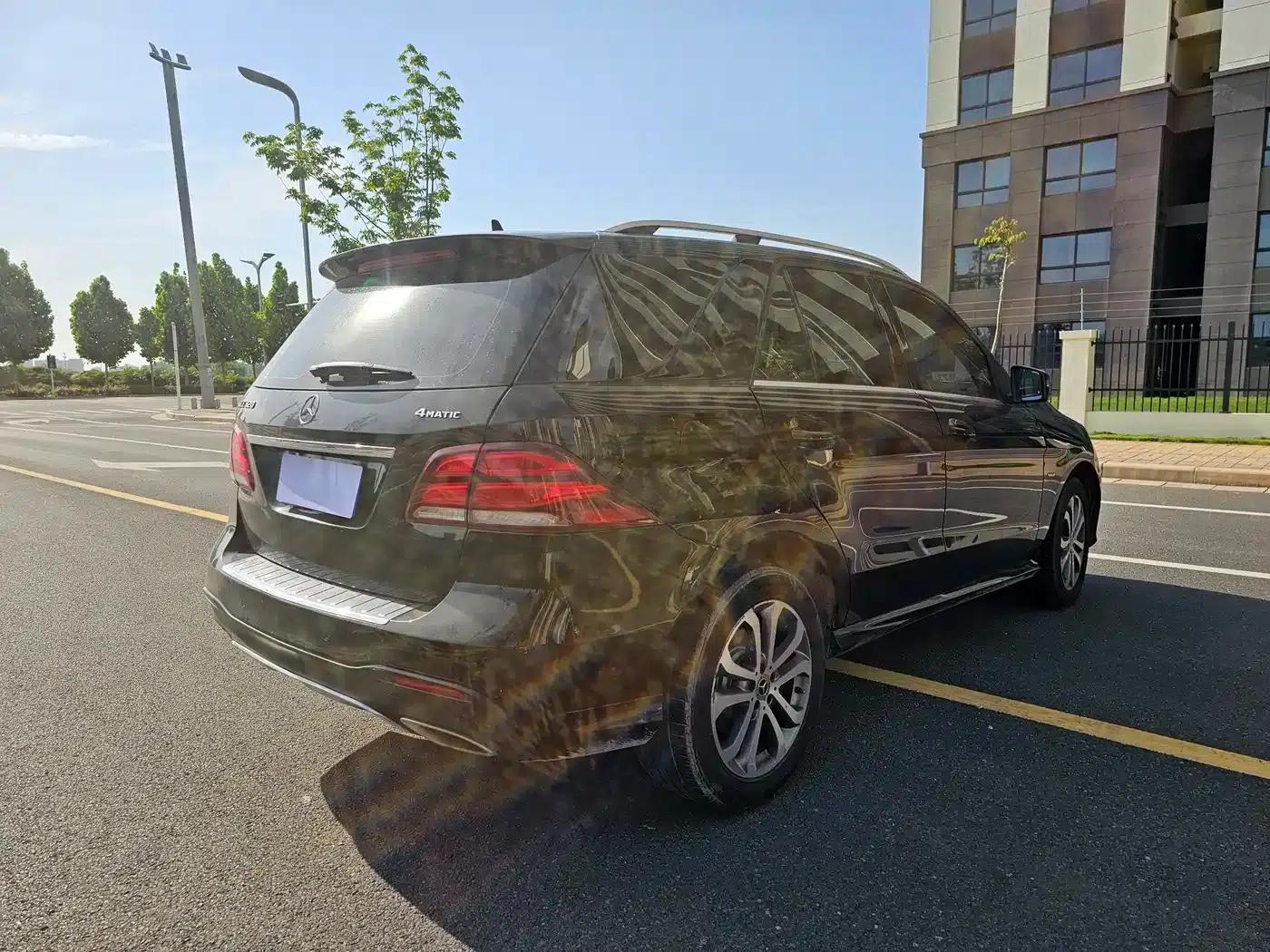 Imported Mercedes-Benz GLE 2018 GLE 320 4MATIC Dynamic Limited Edition — миниатюра 7