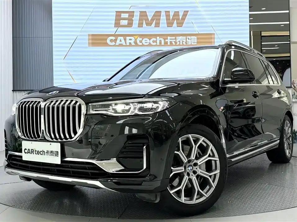 BMW X7 2022 xDrive40i Leading Luxury Package — миниатюра 10