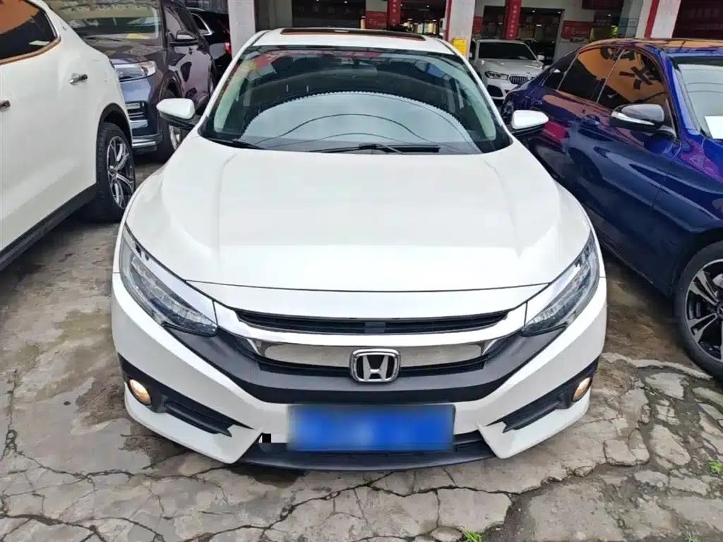 2016 Civic 220TURBO CVT Premium Edition — миниатюра 3