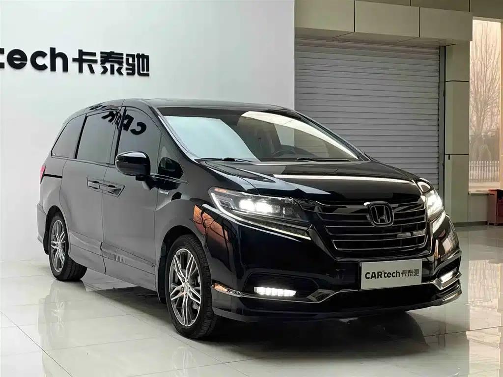 Elysion 2019 2.0L Hybrid Luxury Edition — миниатюра 3