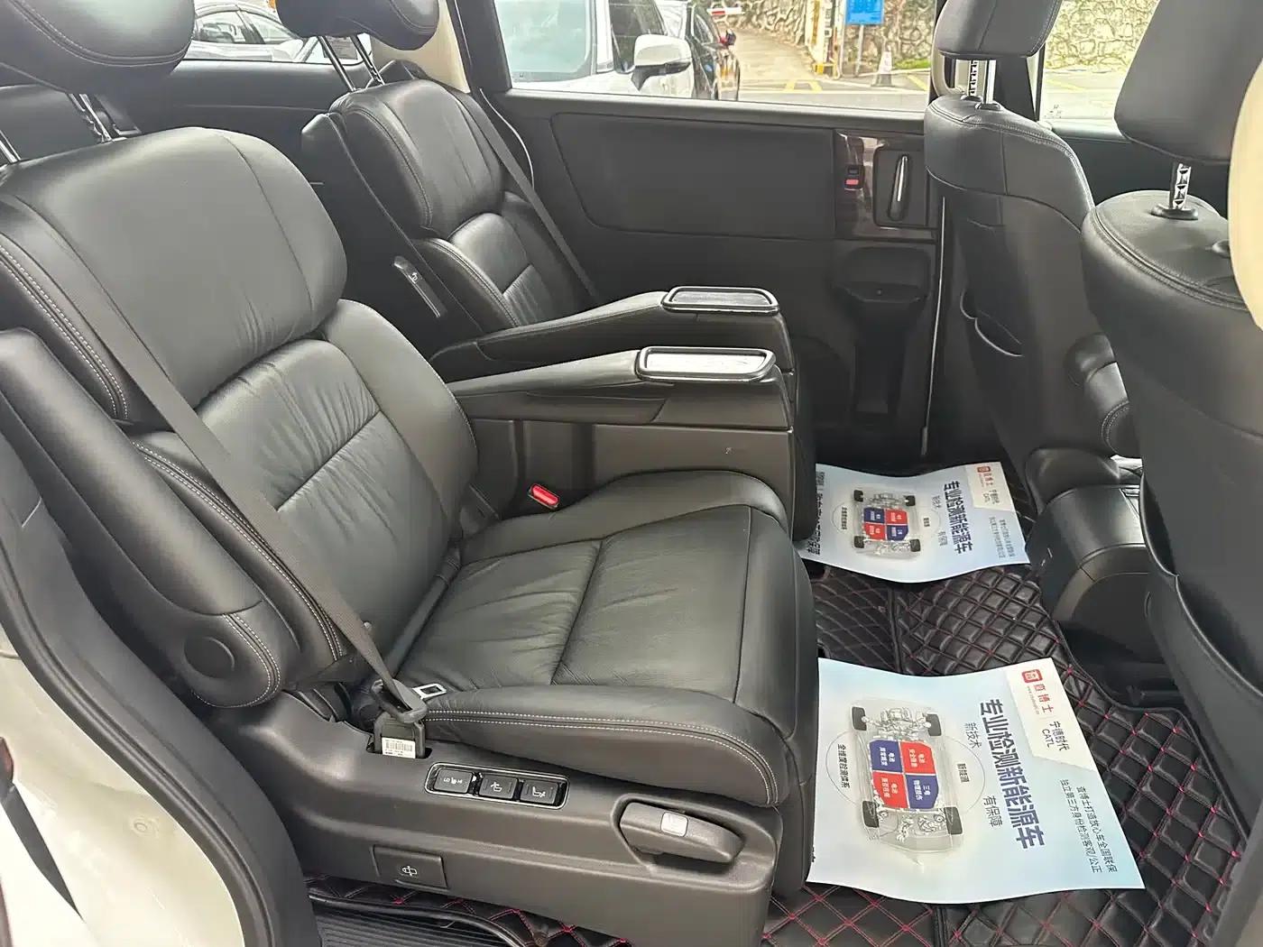 Elysion 2016 2.4L Luxury Edition — миниатюра 12
