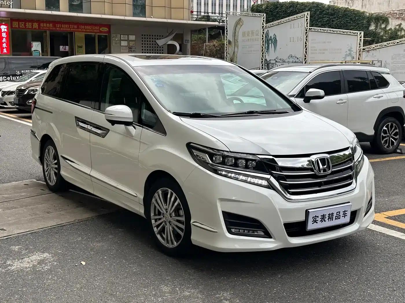 Elysion 2016 2.4L Luxury Edition — миниатюра 3