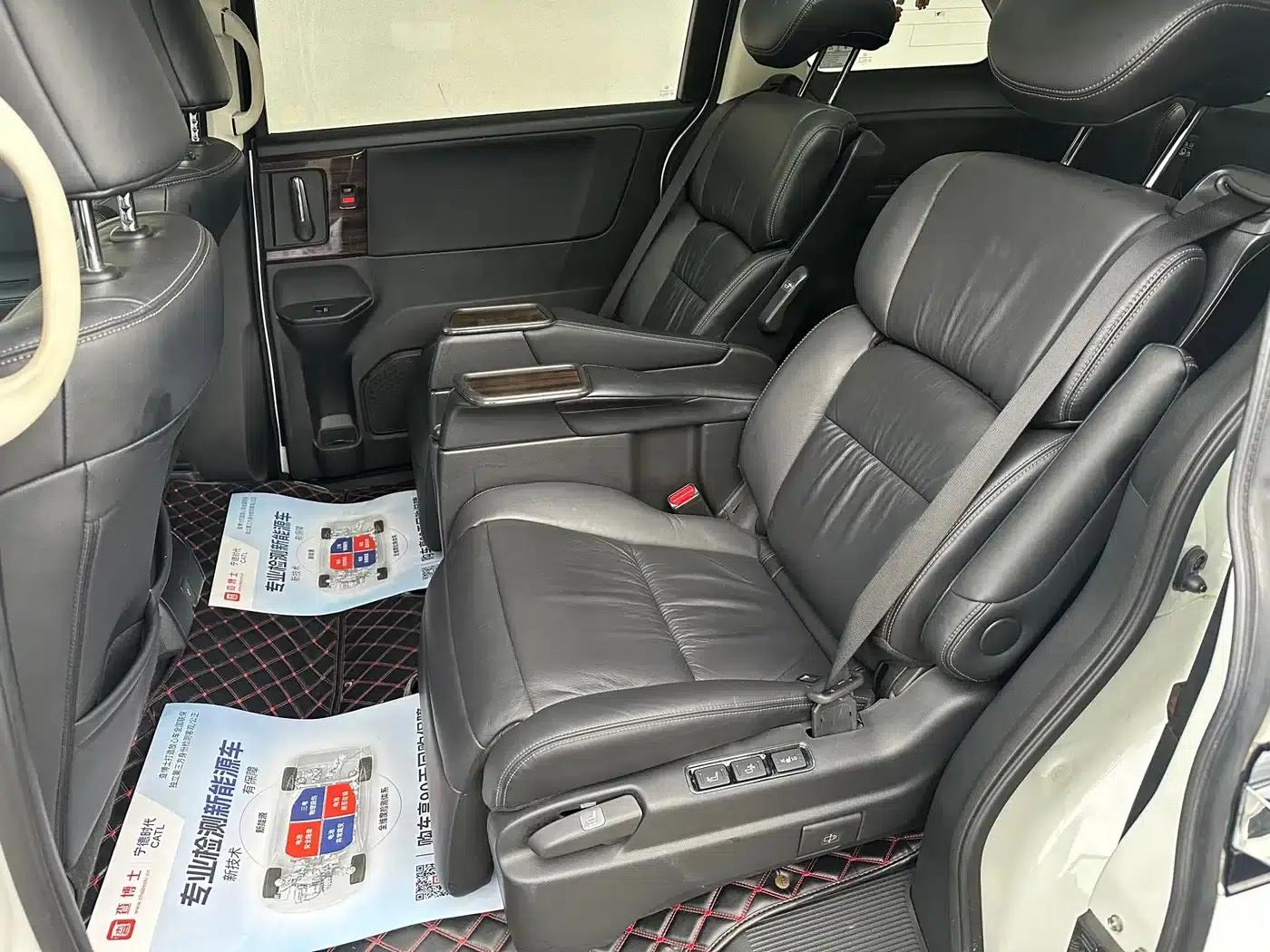 Elysion 2016 2.4L Luxury Edition — миниатюра 10
