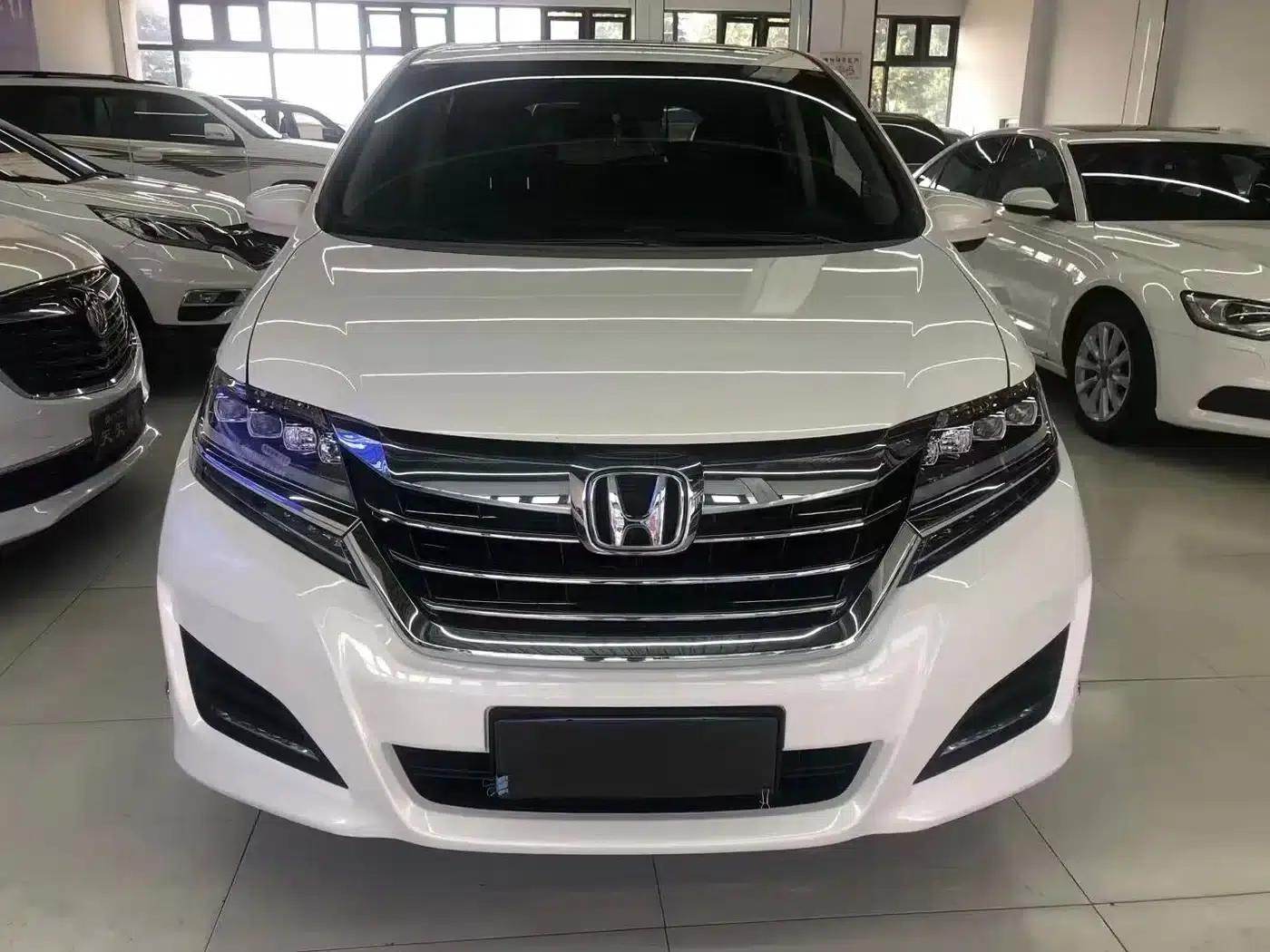 Elysion 2016 2.4L Luxury Edition — миниатюра 2