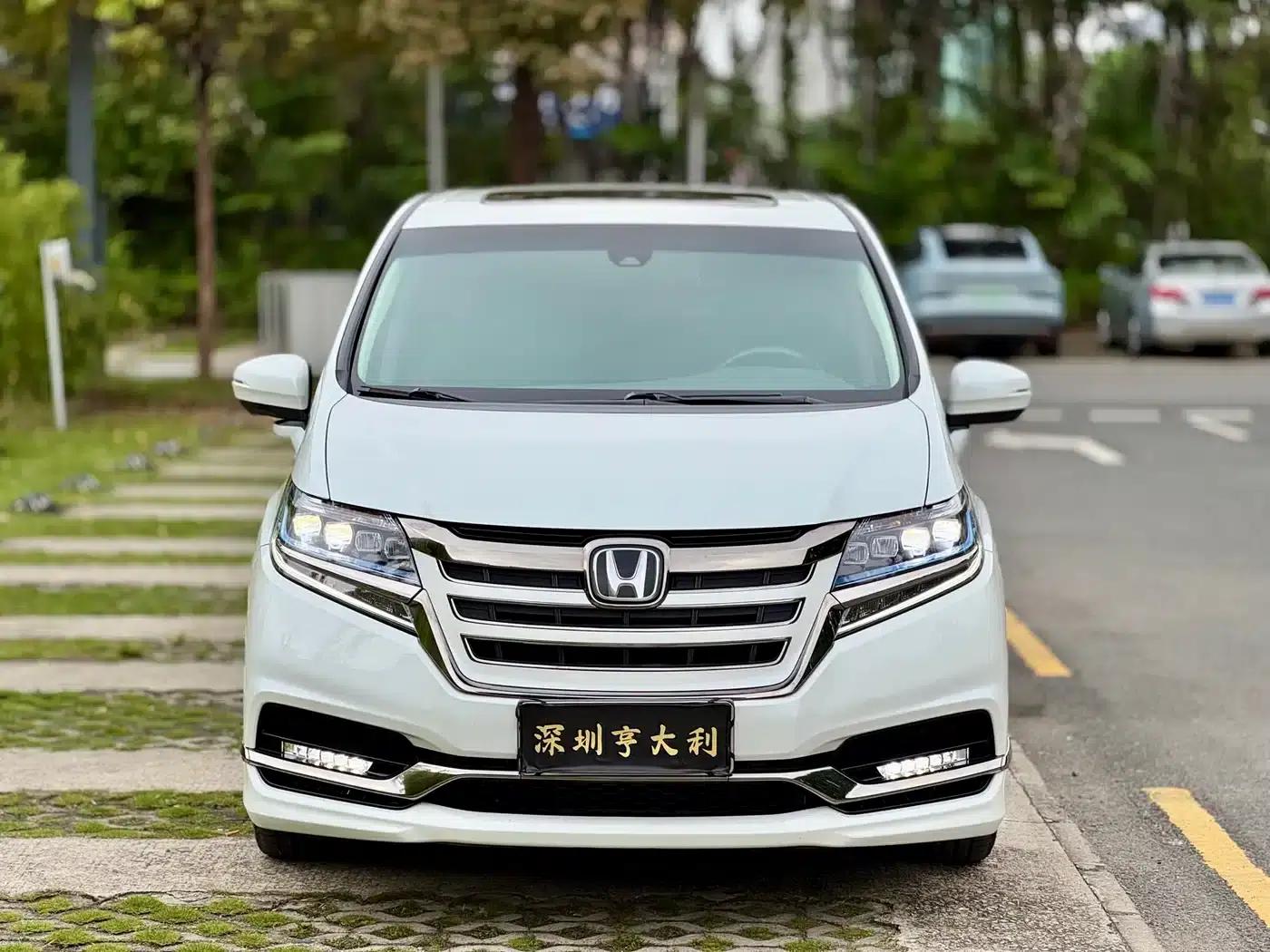 Elysion 2019 2.0L Hybrid Luxury Edition — миниатюра 2