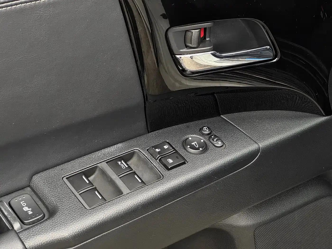 Elysion 2019 2.0L Hybrid Luxury Edition — миниатюра 12