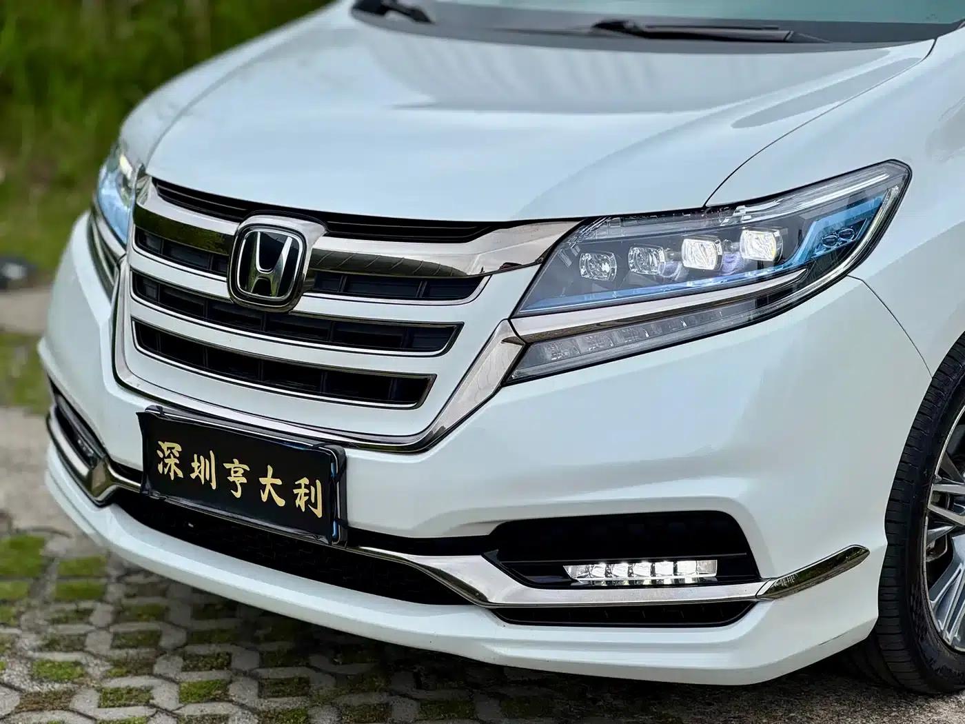 Elysion 2019 2.0L Hybrid Luxury Edition — миниатюра 5