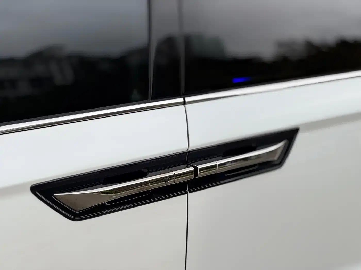 Elysion 2019 2.0L Hybrid Luxury Edition — миниатюра 9