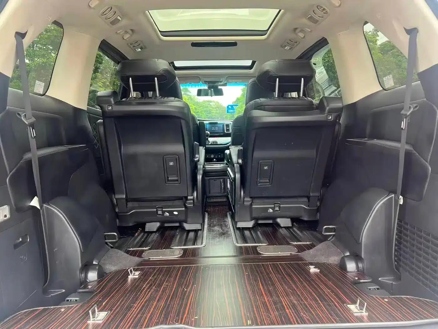 Elysion 2019 2.0L Hybrid Luxury Edition — миниатюра 16