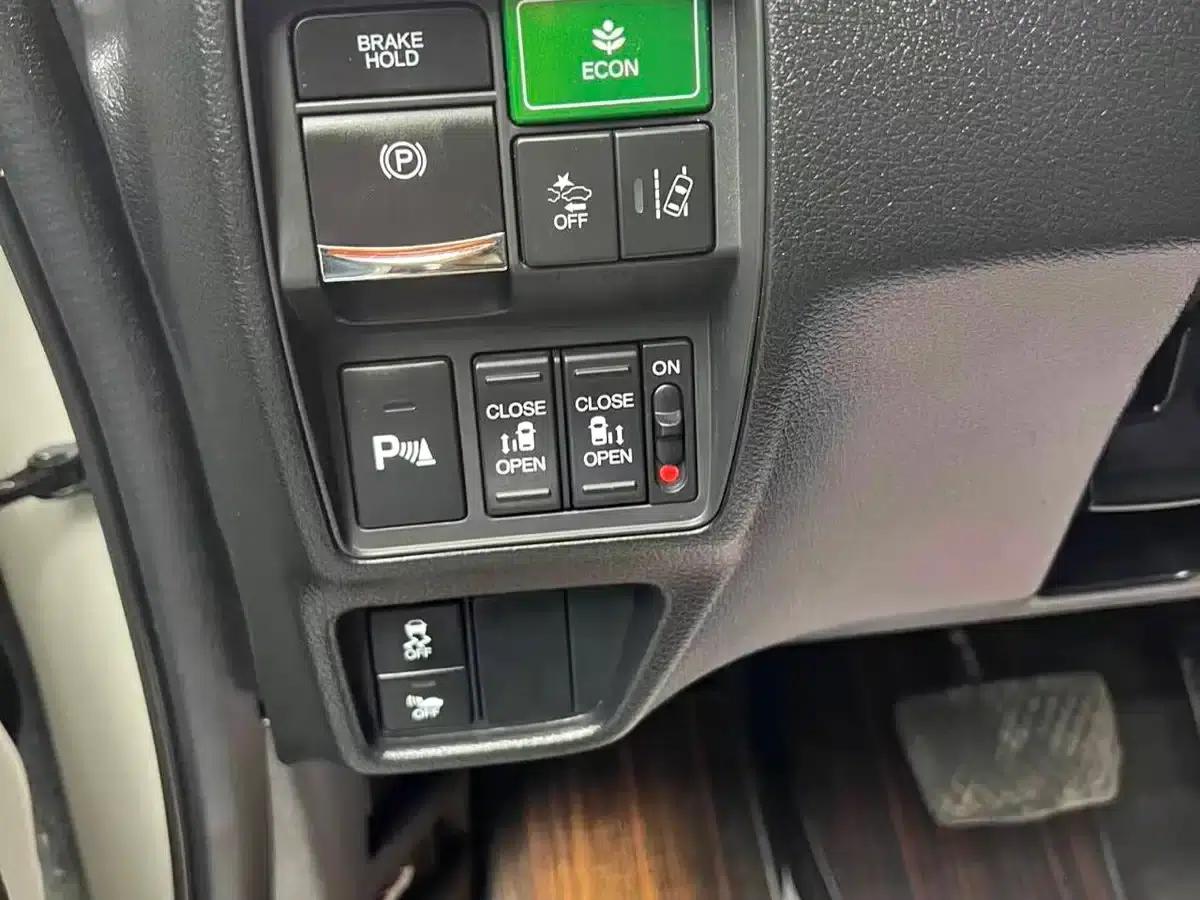 Elysion 2019 2.0L Hybrid Luxury Edition — миниатюра 21