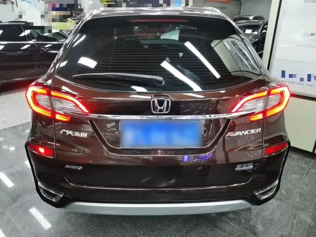 2017 Honda Avancier 370TURBO 4WD Premium Edition — миниатюра 6