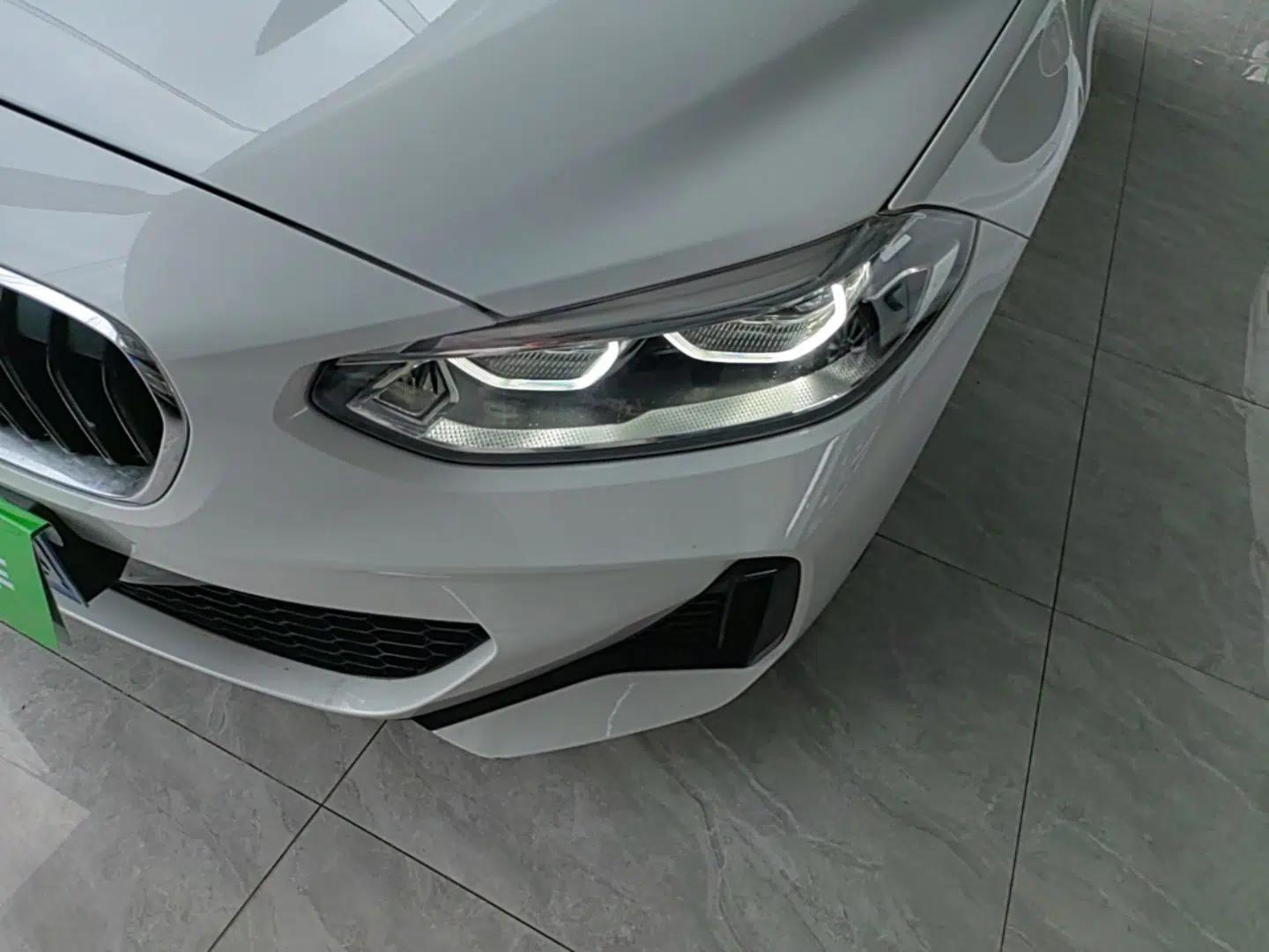 BMW 1 Series 2023 120i M Sport Edition — миниатюра 9