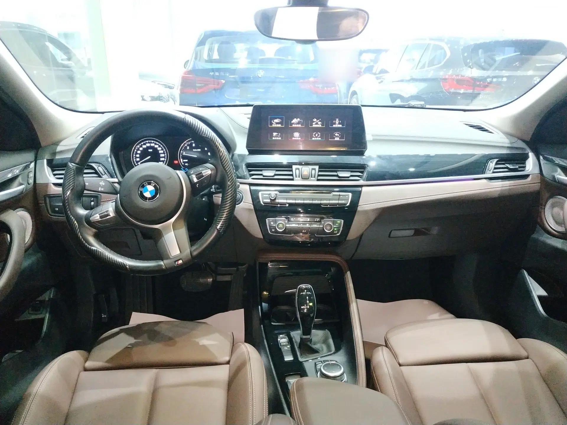 BMW X2 2021 Restyled sDrive25i M Sport Package — миниатюра 13