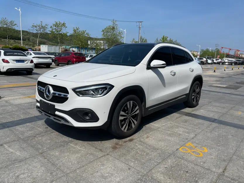Mercedes-Benz GLA 2020 GLA 200 — миниатюра 1