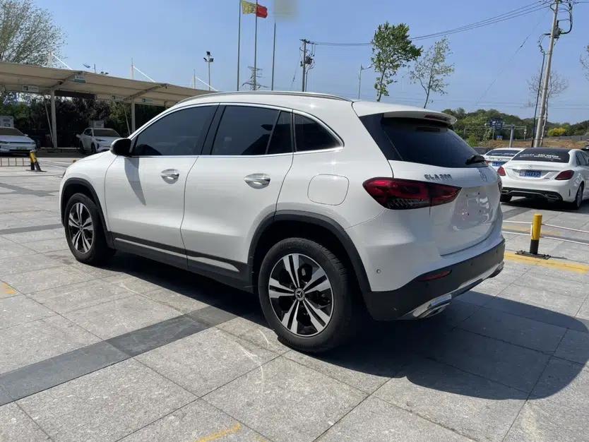 Mercedes-Benz GLA 2020 GLA 200 — миниатюра 4