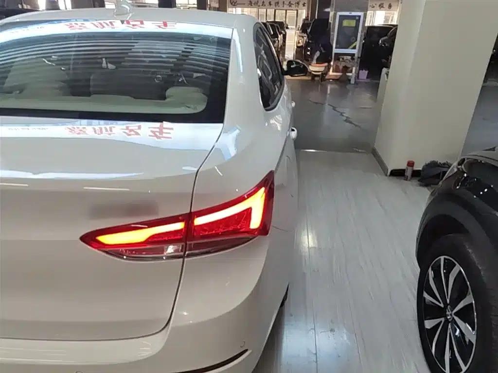 Buick Excelle 2019 15T Dual-Clutch Entry-Level Model (China VI Emission Standard) — миниатюра 8