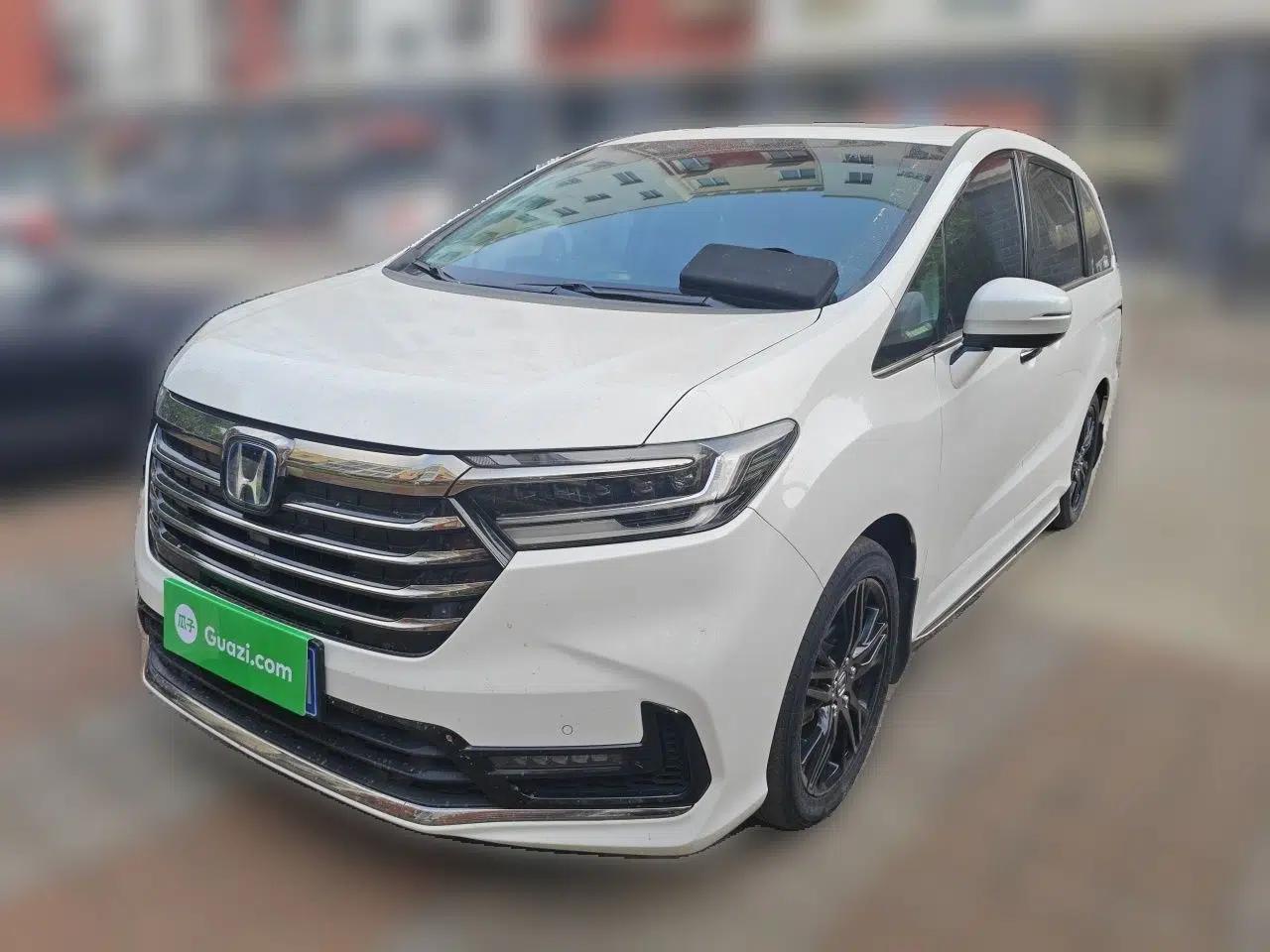 Honda Odyssey 2022 2.0L eHEV Sharp·Luxury Edition — миниатюра 1