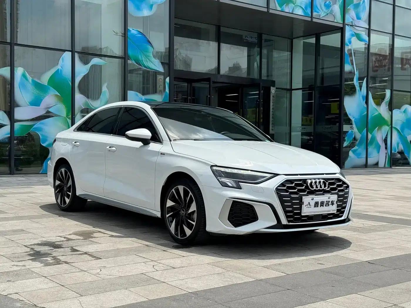 2024 Audi A3 A3L Limousine 35 TFSI Fashion Sport — миниатюра 3