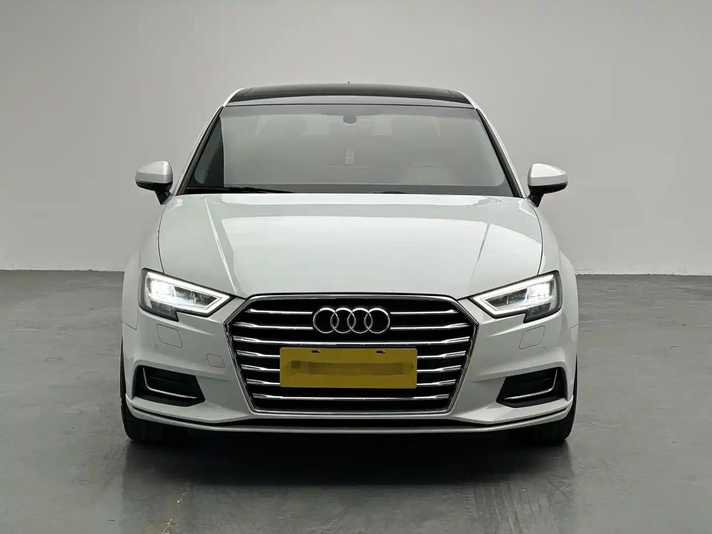 Audi A3 2019 Limousine 35 TFSI Fashion Edition (National V Emission Standard) — миниатюра 2